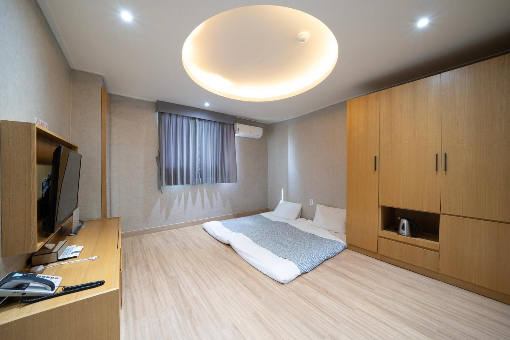 I-Check Hyunjin Hotel Donghae Exterior photo