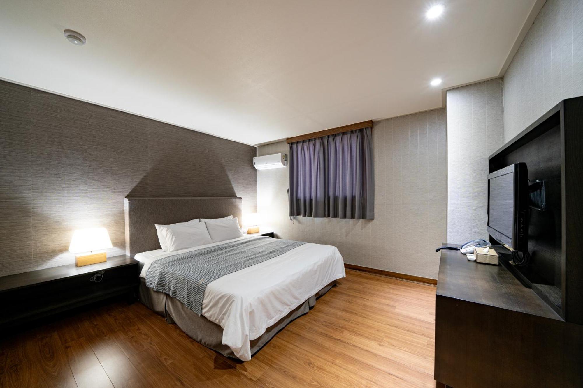I-Check Hyunjin Hotel Donghae Exterior photo
